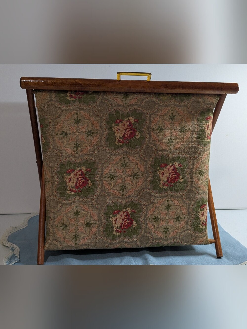 Vintage 1950’s Henry Seligman New York Folding Sewing Basket